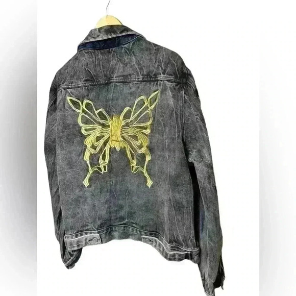Beautiful boho Denim Jacket With gold embroidered Butterfly size 8-10 women Y2K. - Picture 5 of 5